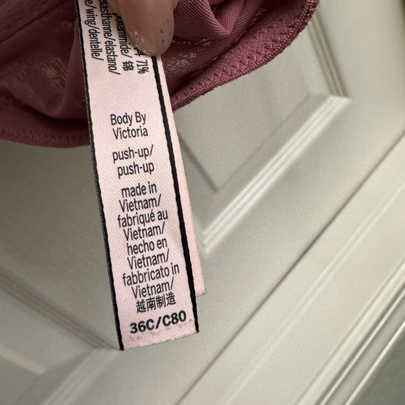 Victoria’s Secret Lace Racerback push up Bra - Picture 3 of 3